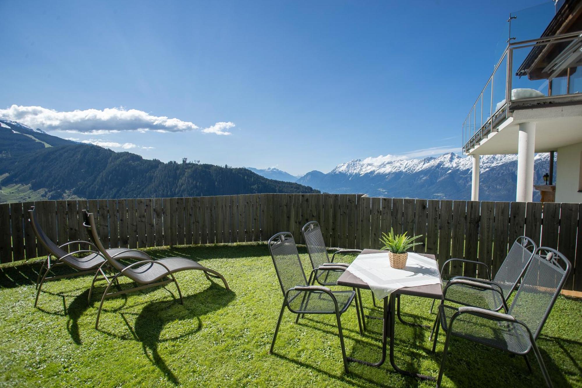 Hotel Alpenrelax Krepperhütte Volders Exterior foto
